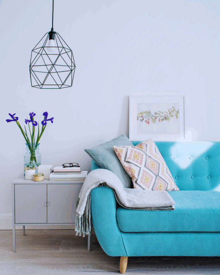 Jak ocieplić mieszkanie jesienią bez remontu? 12 prostych trików na ciepło i przytulność